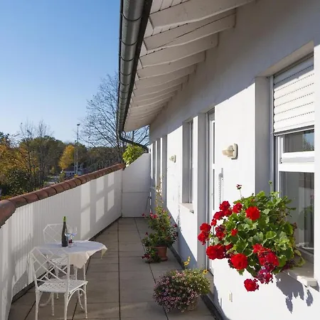 Lindner's Lägenhetshotell 3*