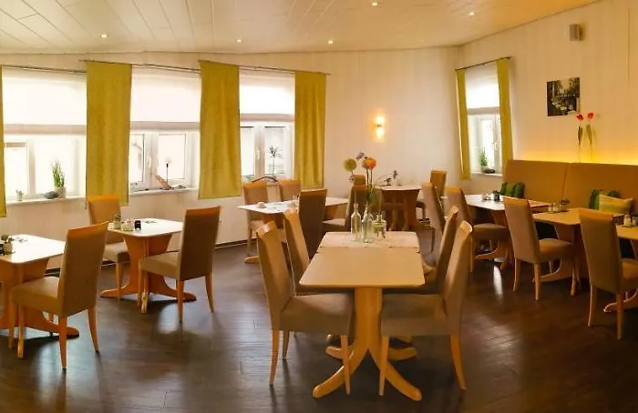 Lindner's מלון דירות